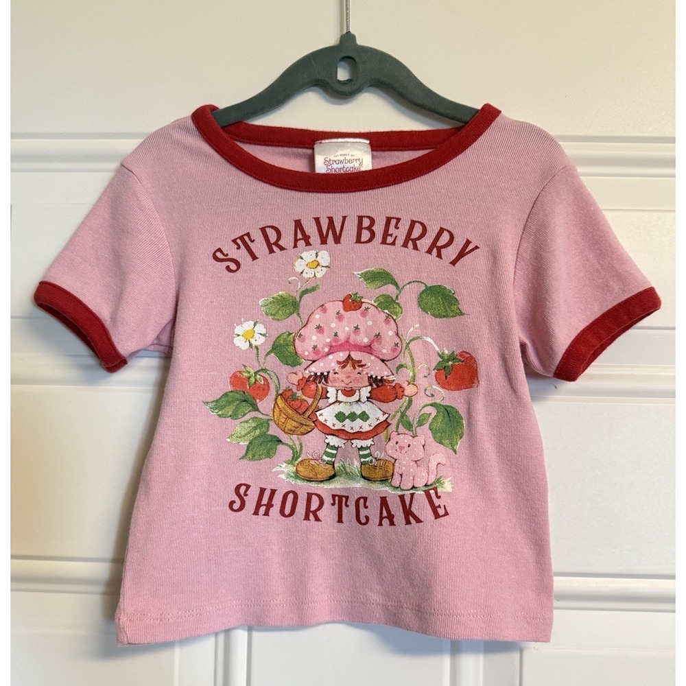 Strawberry Shortcake Kids T-Shirt Size 4 Girls Pink Short Sleeve Graphic Tee
